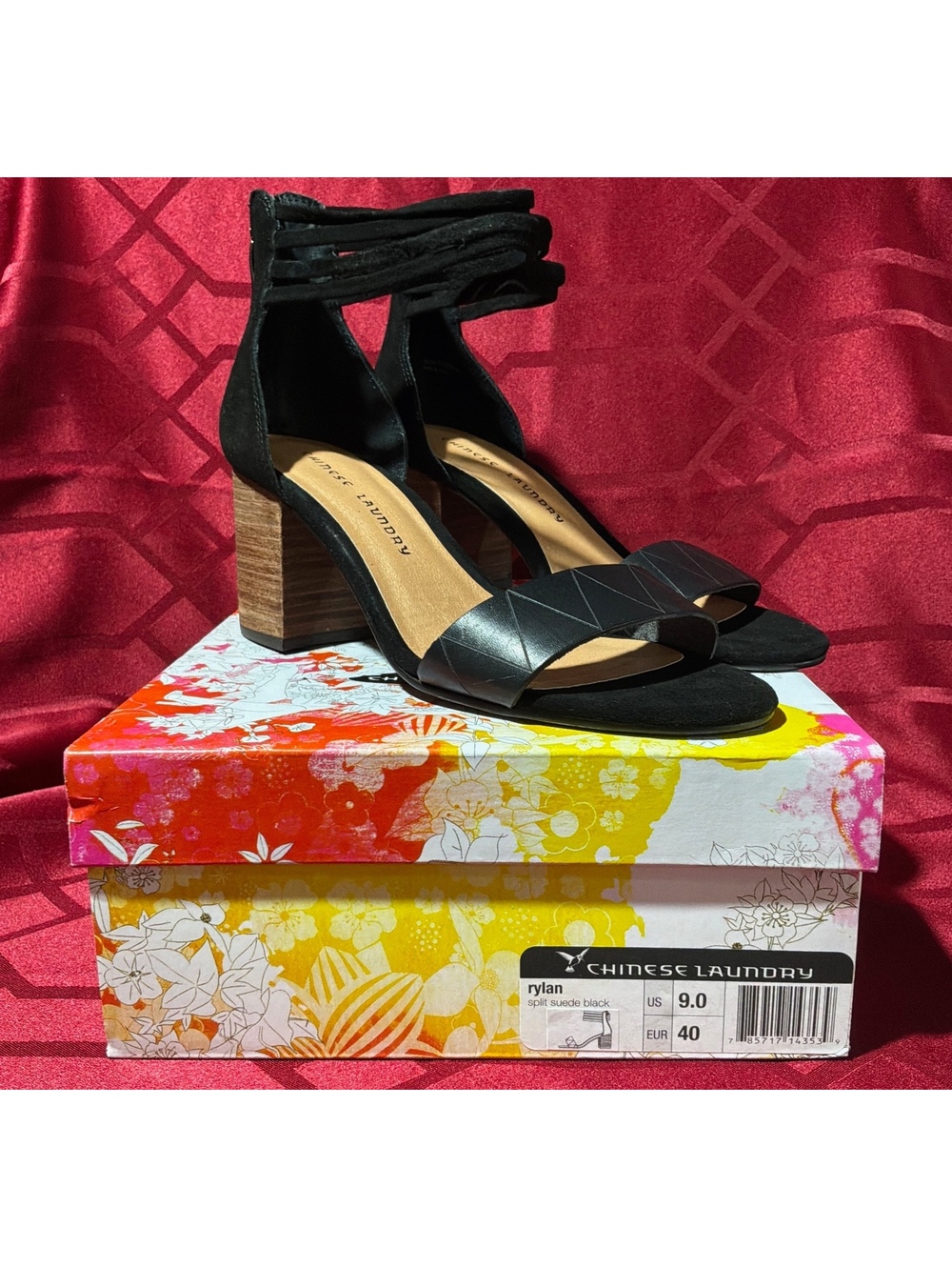 Chinese Laundry Rylan Black Split Suede Block Heel Sandals Size 9